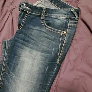 Vanity Jeans - Vanity curvy jeans Vanity Jeans - Vanity curvy jeans